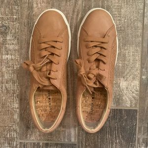 Lucky Brand Tennis Shoes
